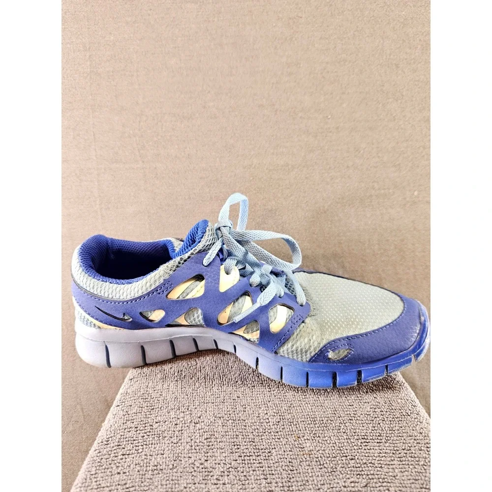 Nike Free Run 2 Blue Grey Running Shoes Womens 7 Low Top Sneakers (sku 133)